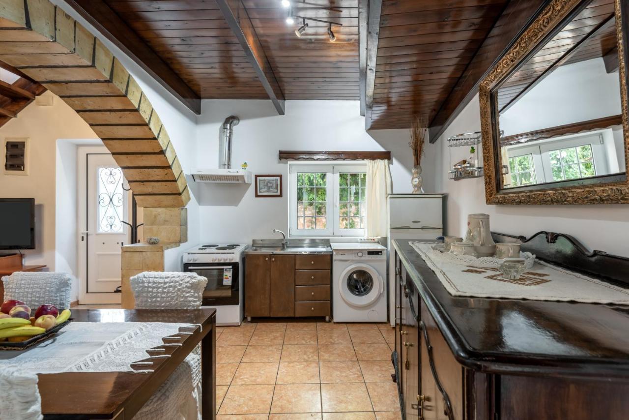 Aroni Cretan Comfortable House - Hamam Suites Aroni Eksteriør bilde