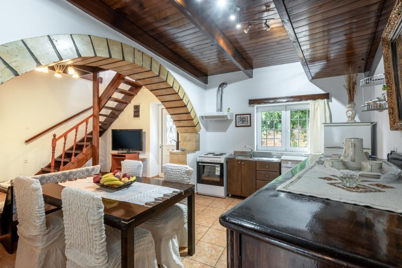 Aroni Cretan Comfortable House - Hamam Suites Aroni Eksteriør bilde